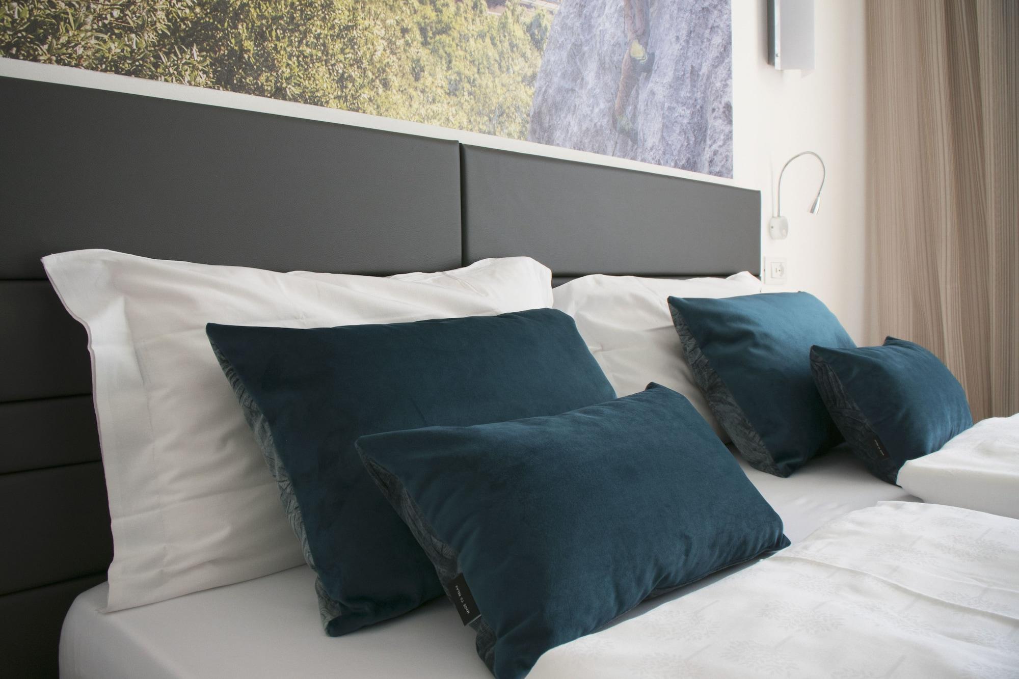 טורבולה Garda Hotel Forte Charme מראה חיצוני תמונה